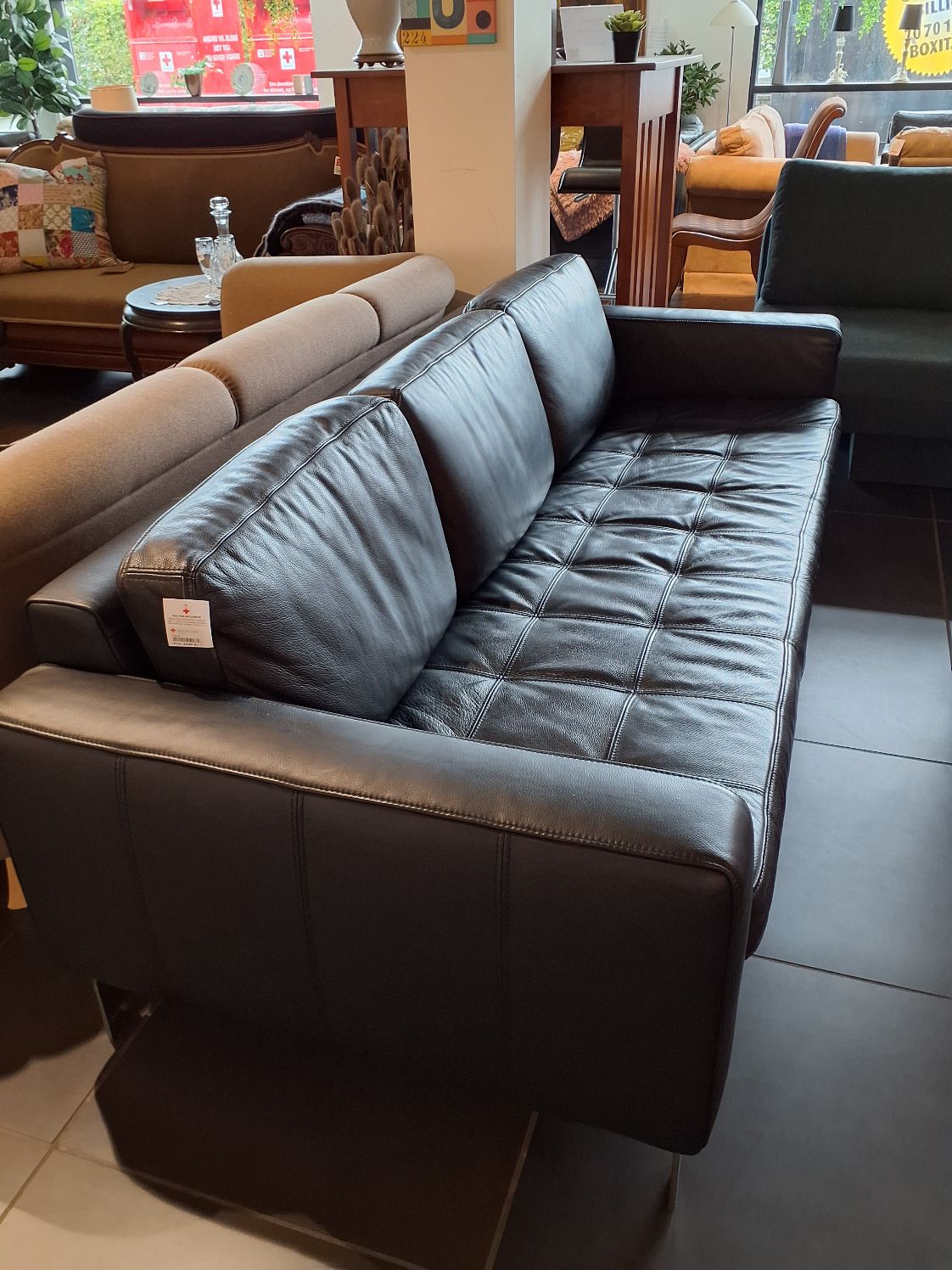Sort lædersofa